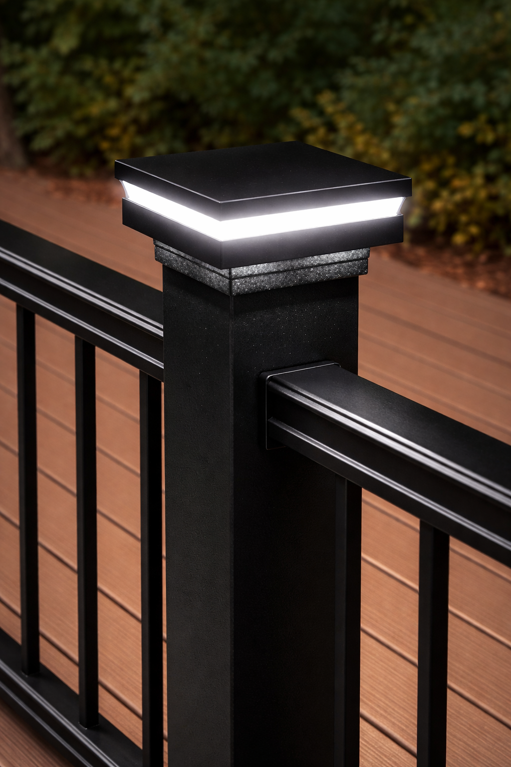 LED Post-Caps